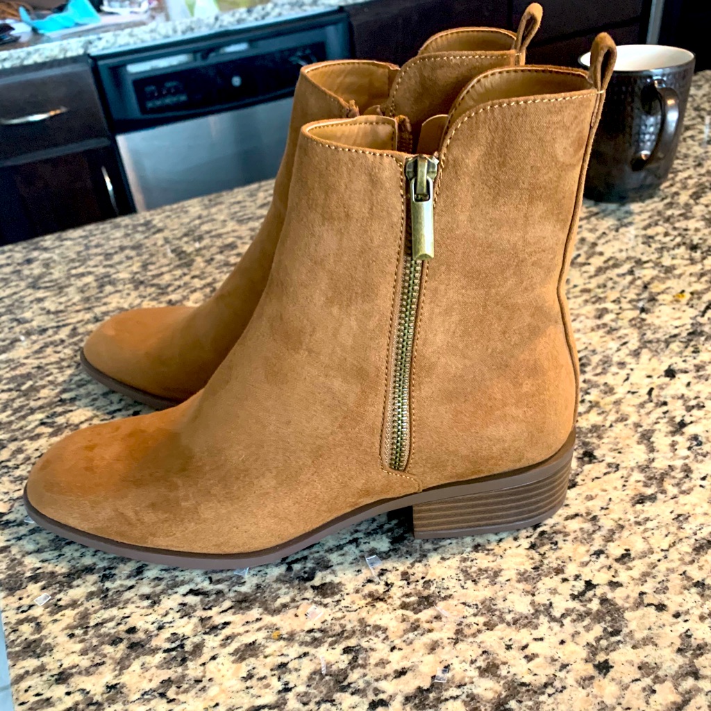 Brand New Size 9 Boots